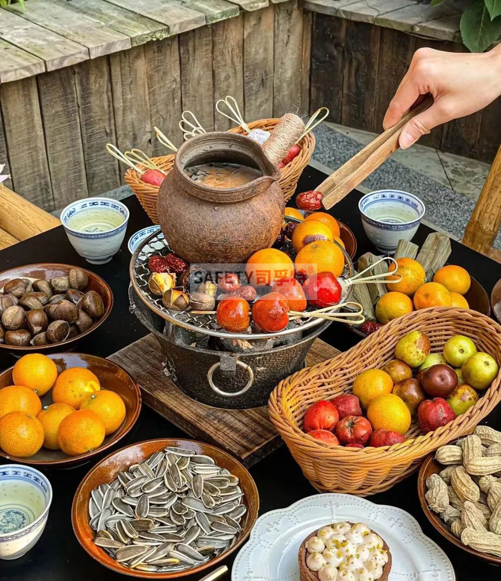 圍爐煮茶刷屏，一起來感受古詩詞中的茶風(fēng)茶韻「圍爐茶桌，炭火爐」(圖1)